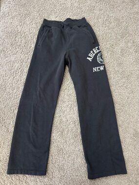 abercrombie kids Black Fleece Sweatpants with Logo
